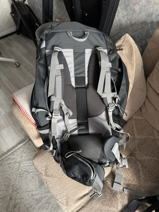 Рюкзак quechua forclaz декатлон 90л