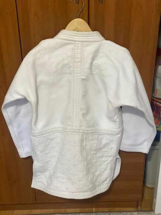 Кимано спортивное дзюдо .