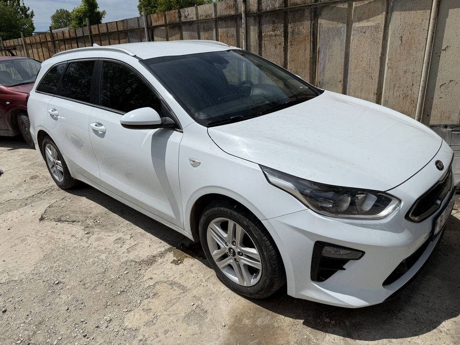 KIA CEED SW 2019 г. Дизел 136к. Автоматик.
