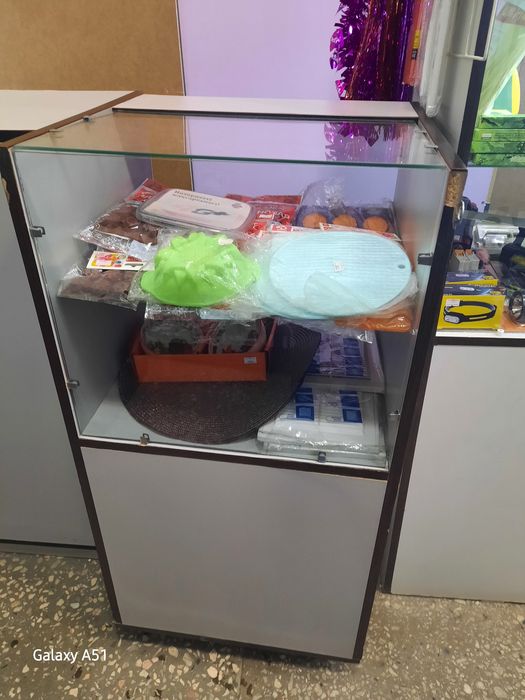 Продам торговое оборудование