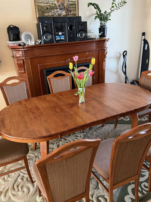 Стол и стулья !!