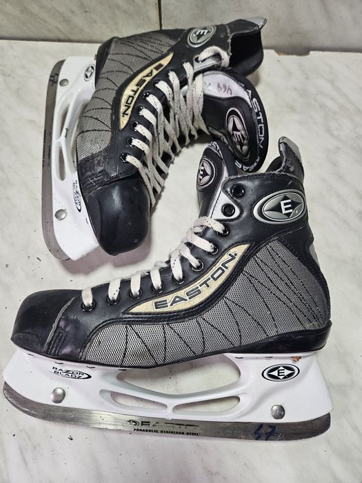 Patine 47 hochei hockey Easton  marime 41-42  ( 27  cm)