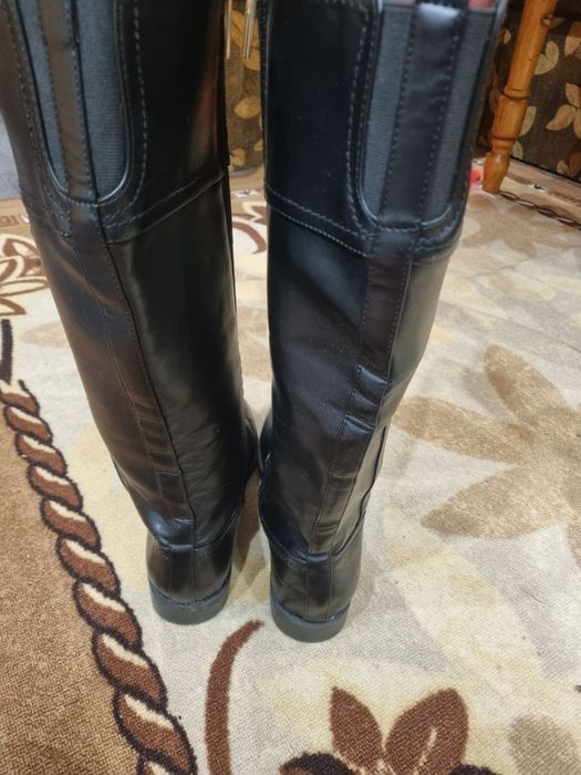 Оригинални ботуши на Tommy Hilfiger