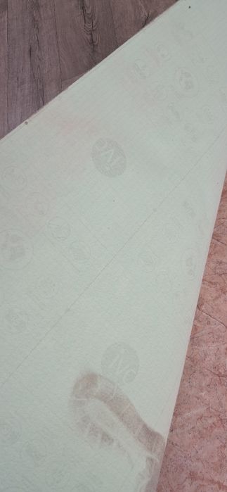 Продам линолиум новый