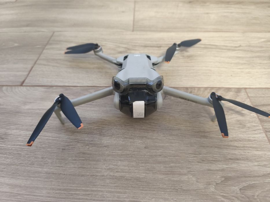 Drona DJI mini 4 Pro
