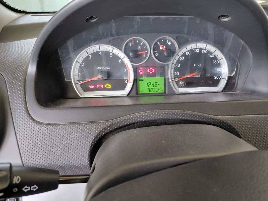 Срочно сотилади некся 3