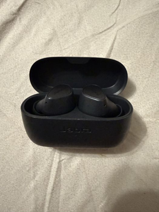 Casti wireless Jabra Elite4