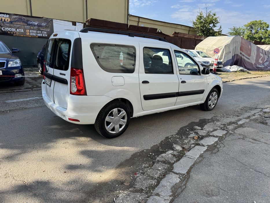 Dacia logan mcv 7 locuri  2011 / 1.6 benzina 8 valve EURO 5 //