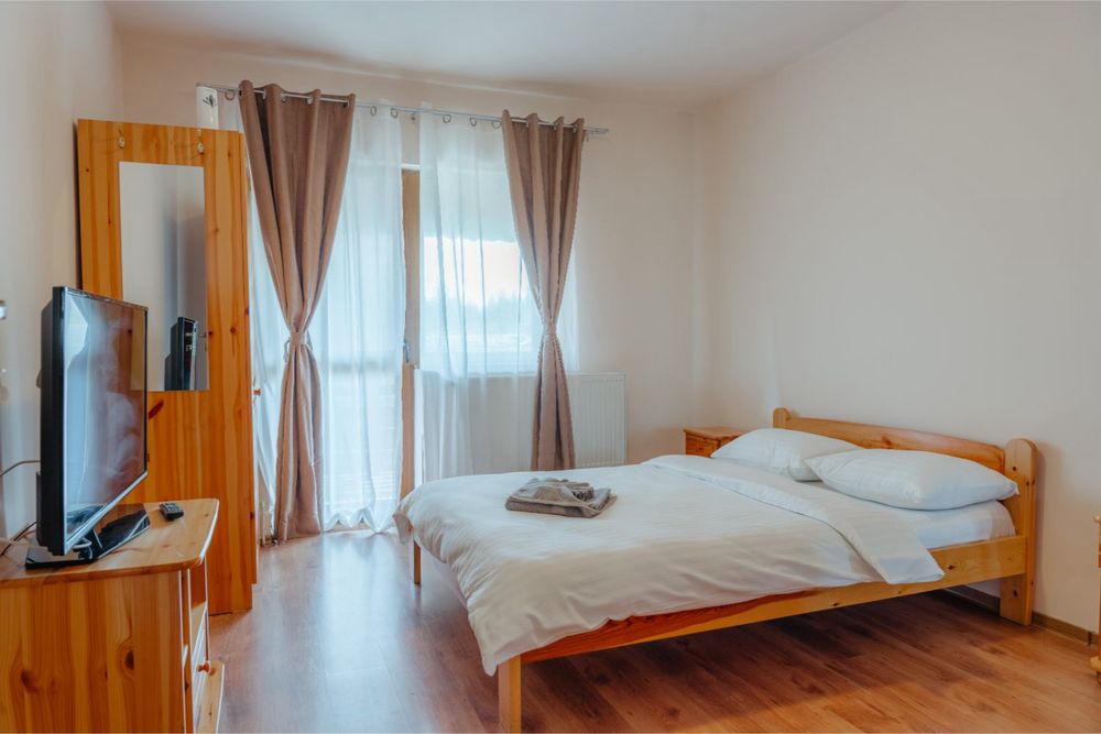 Cabana de inchiriat 25pers jacuzzi inclus