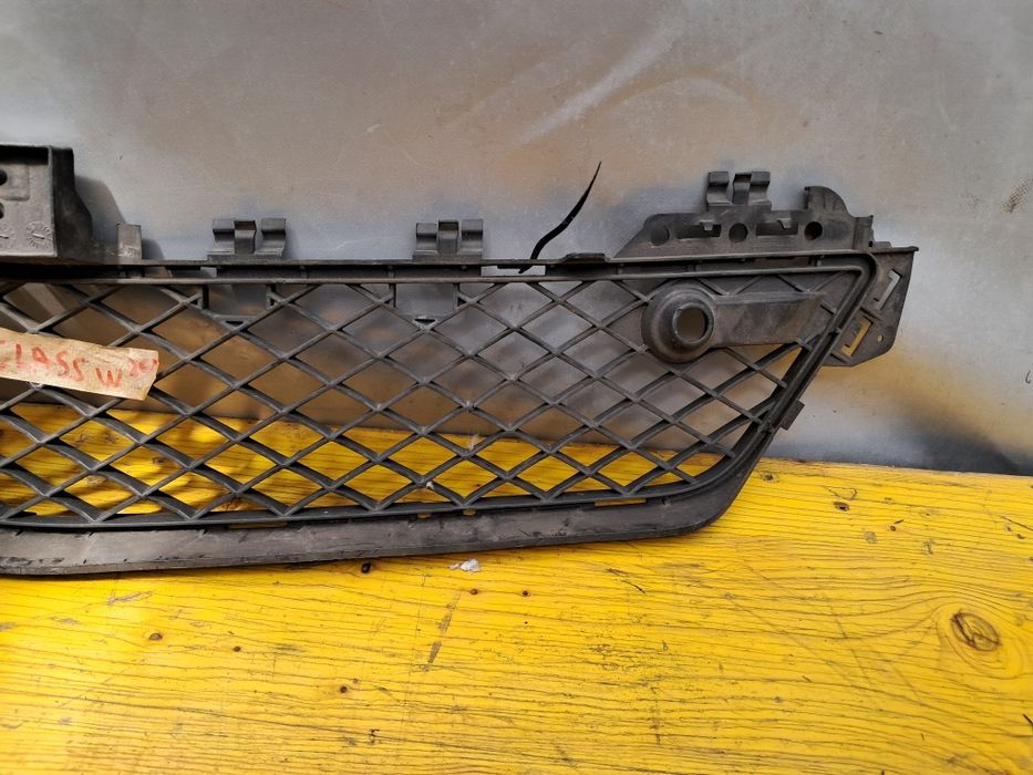 Грил решетка броня Mercedes A204 /205 /A156 GLA