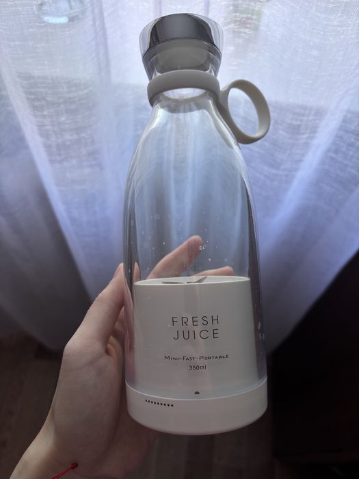 Продам портативный мини блендер