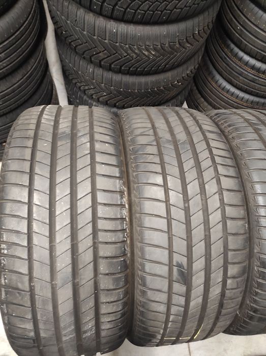 245/40/19 Bridgestone