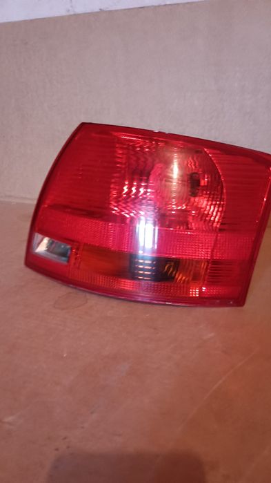 Десен външен стоп за а4/b7 kombi