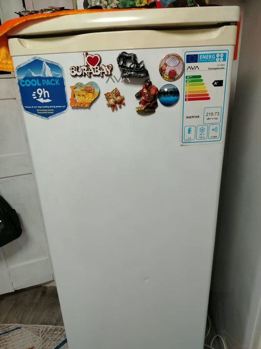 Продам морозильник AVA, почти новый