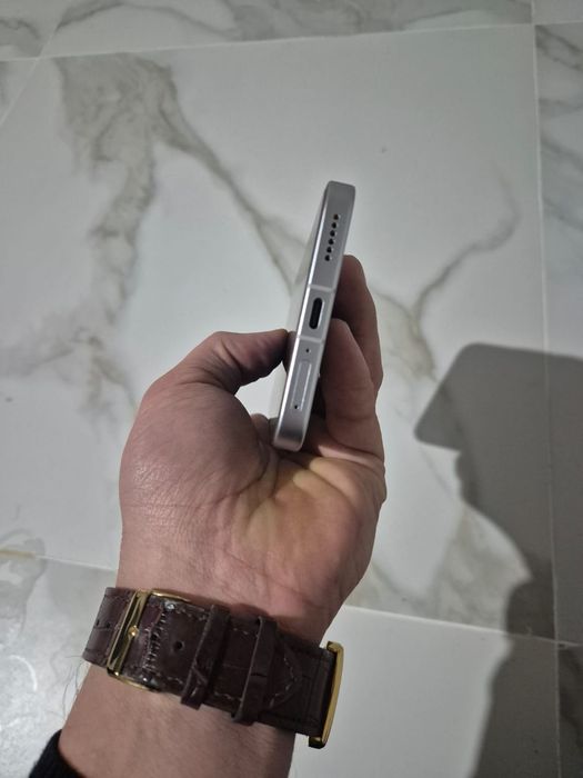 Xiaomi Poco F7 Hyper OS 3.0.2.0