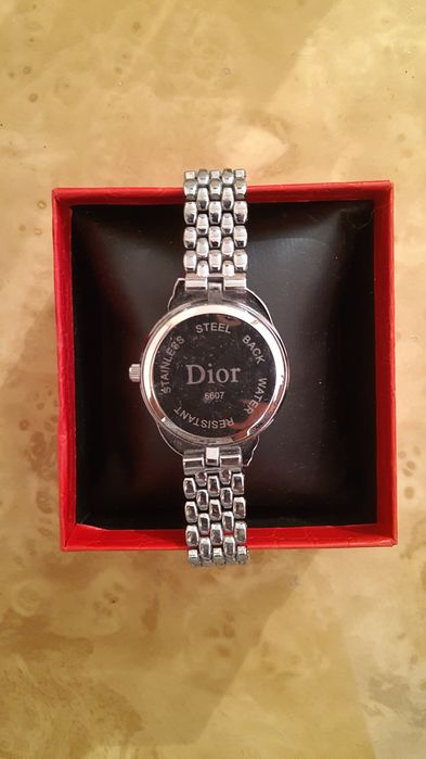 Срочно!!! Часы женские