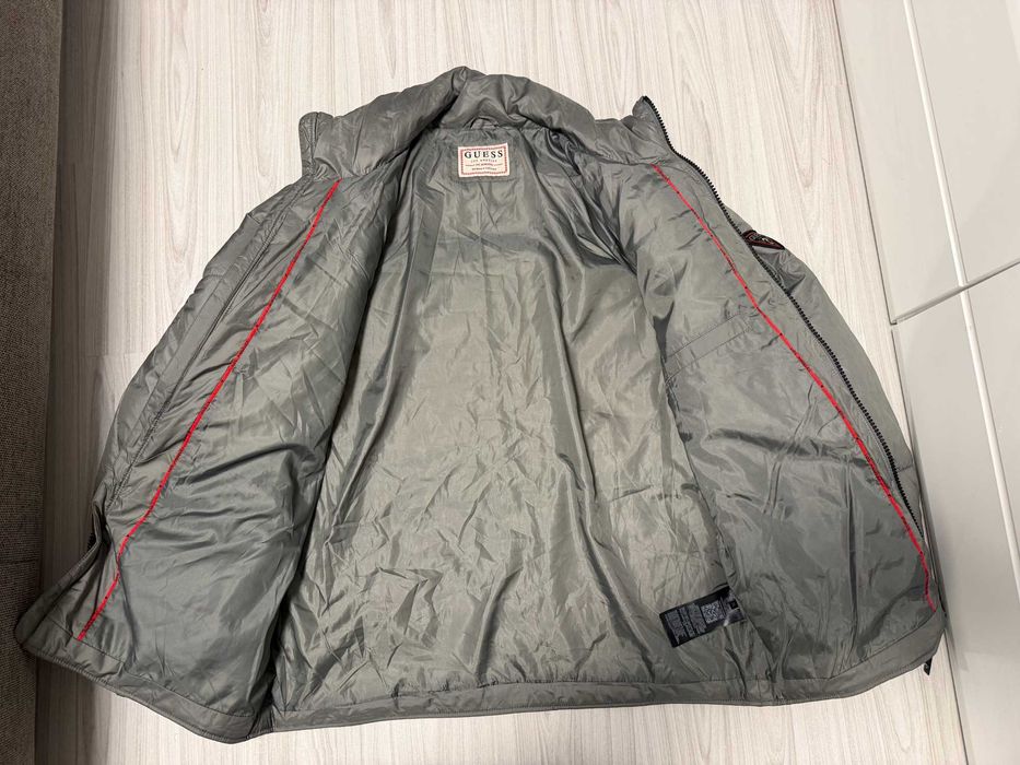 ''GUESS''оригинално мъжко зимно яке Л размер