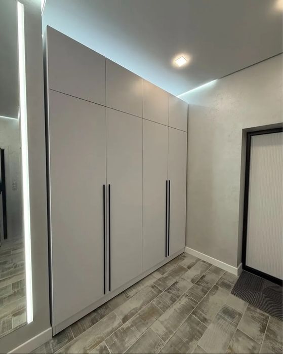 Shkaf sotiladi  dostavka ustanofka bepul