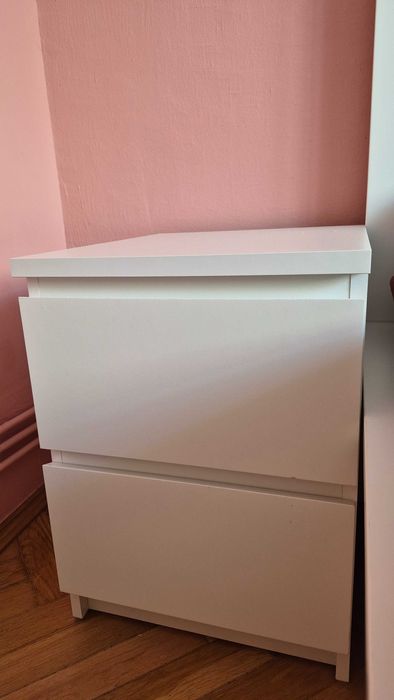 Pat dormitor cu saltea si noptiere incluse matrimonial somiera sertare