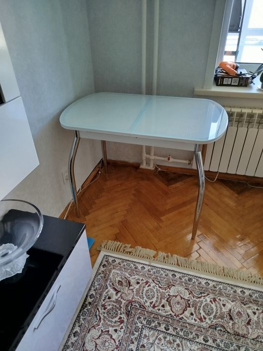 Продаётся стол раздвижной