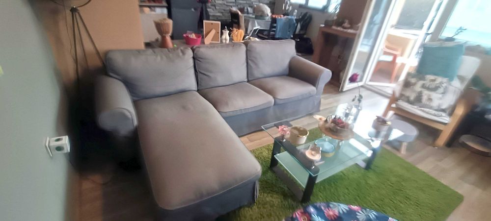Стилен ъглов диван с лежанка (тип IKEA Ektorp) – Отлично състояние