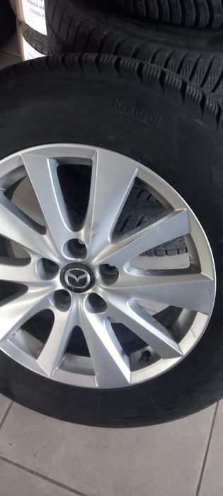 Mazda CX-5 2.2 SKYACTIV 150 CP 4x4 Euro 6 | Navi | Încălzire scaune | 2 seturi jante