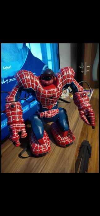 Robot Spider Men pe baterii vocal