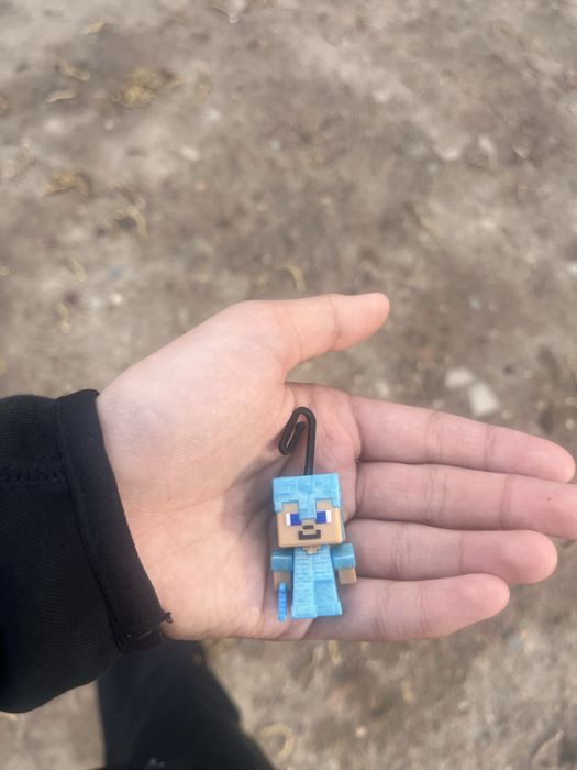 майнкрафт фигурка