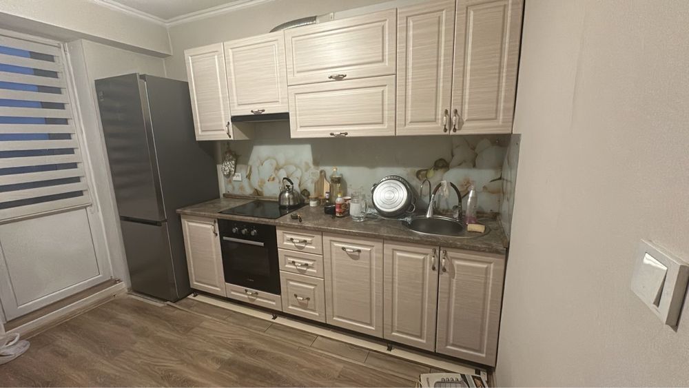 Продам кухонный гарнитур