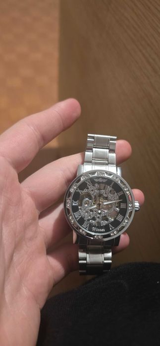 Часовник Winner с абсолютна добра визия