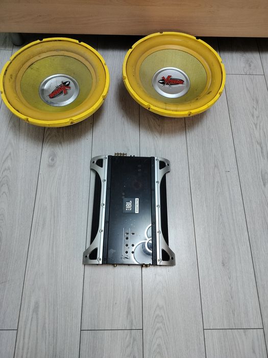 Усилитель JBL и сабвуфер