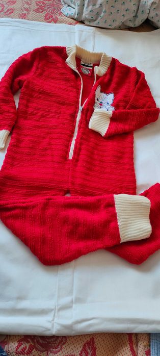 Детский костюм новый