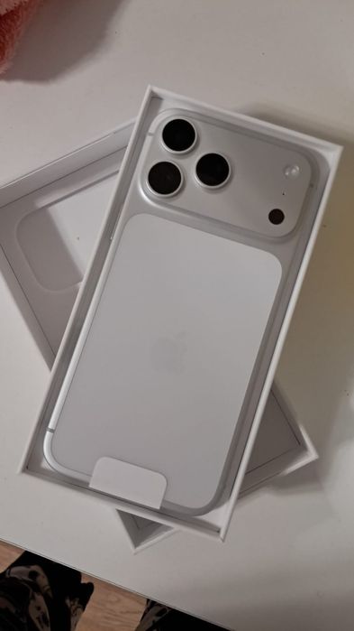 Айфон 17 промакс