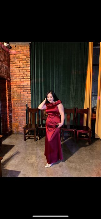 Платье бордовое цвет красный  для вечеринки