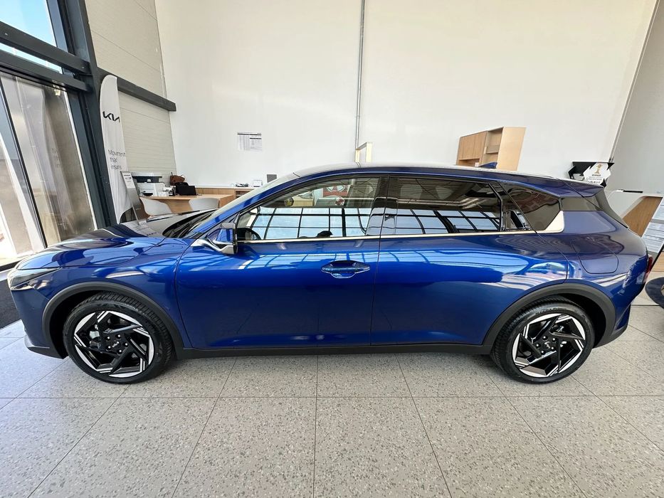 Kia K4