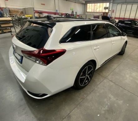 Toyota Auris 1.8 Hibrid