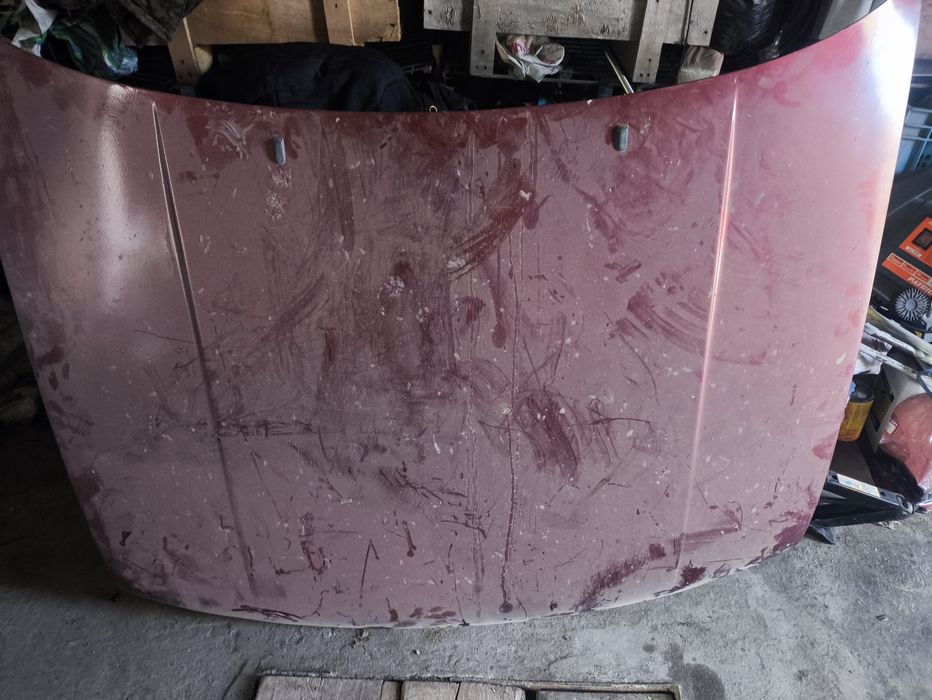 Продам капот гольф 3.