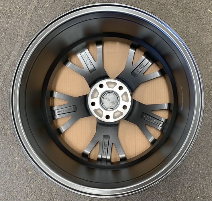 Джанти АУДИ AUDI RS6 MTM ABT 5X112 A3 A4 A5 S6 S line Matrix Q3 Q5 RS