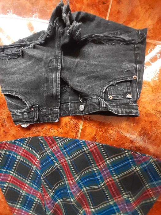 Fustă si pantaloni scurți Zara mărime 34
