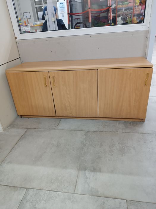 Продам оборудование под одежду