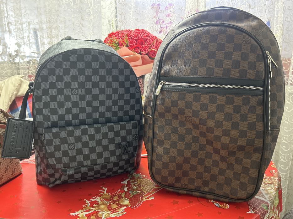 Ghiozdan Louis Vuitton