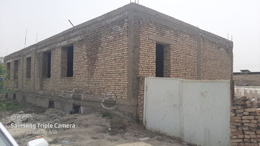 Курилиши тугалланмаган бино сотилади (база)