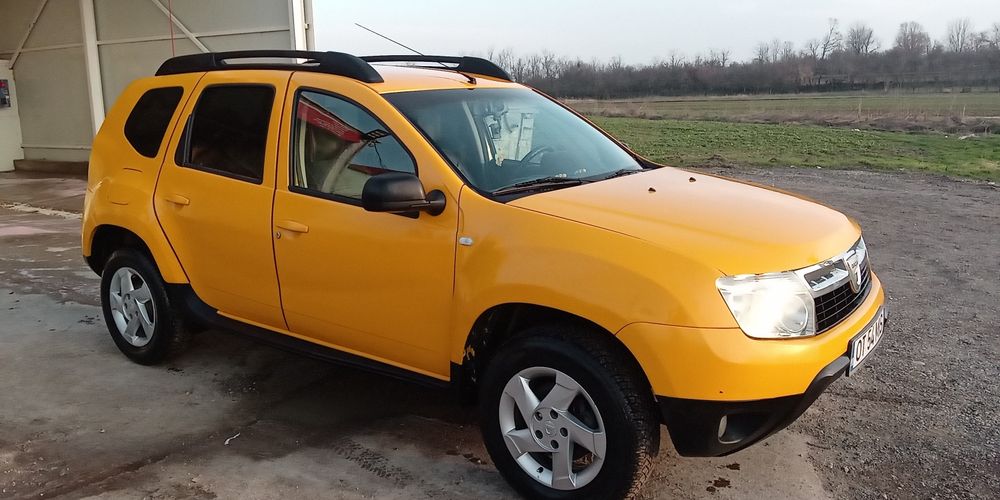 Vând Dacia  Duster 1.5 dci