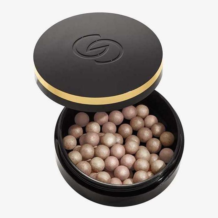 Perle bronzante infuzate cu ser Giordani Gold (Oriflame)