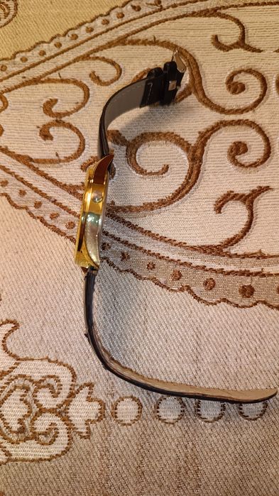 Наручные часы часы