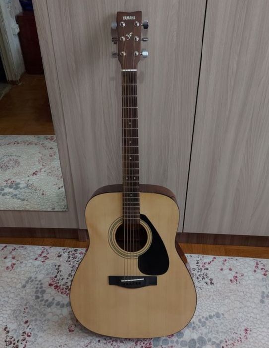 Yamaha f310 с чехлом