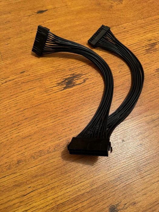 Преходници и кабели за компютър