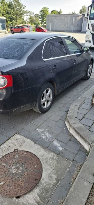 Vand urgent jeeta 1.9 tdi