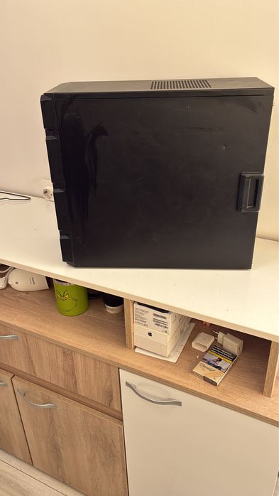 Геймърски компютър – i5 8400 / RTX 3050 8GB / 16GB RAM / 1.5TB