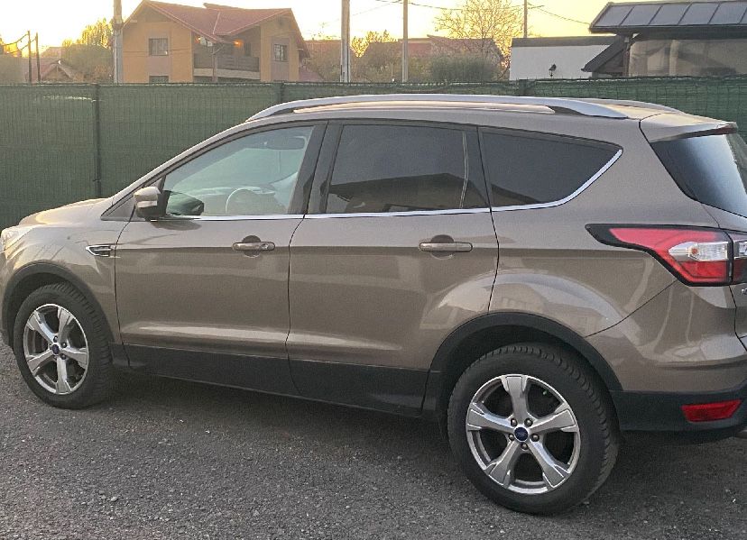 FORD Kuga 2019 — imagine 3